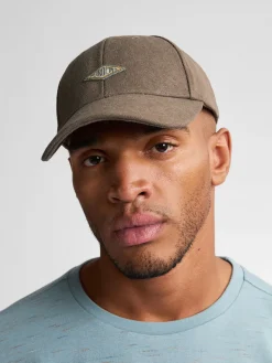Cap Bruin