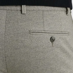 Chino V11 Printed Bruin