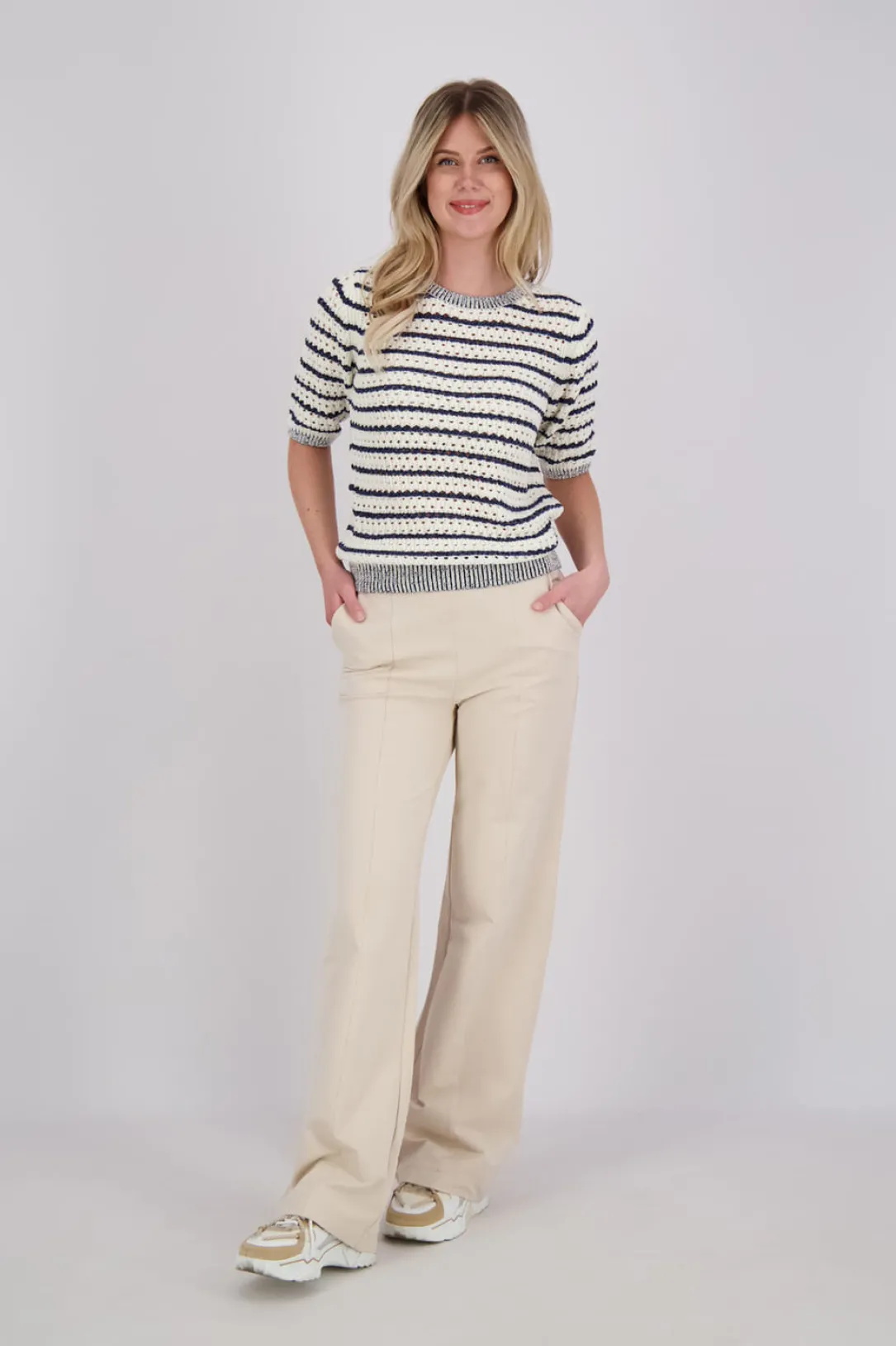 In Shape Pullover Inez Blauw | Gratis bezorging - Bomont.nl