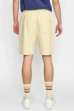 Short Casual Wit