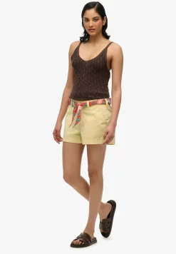 Short Classic Chino Geel